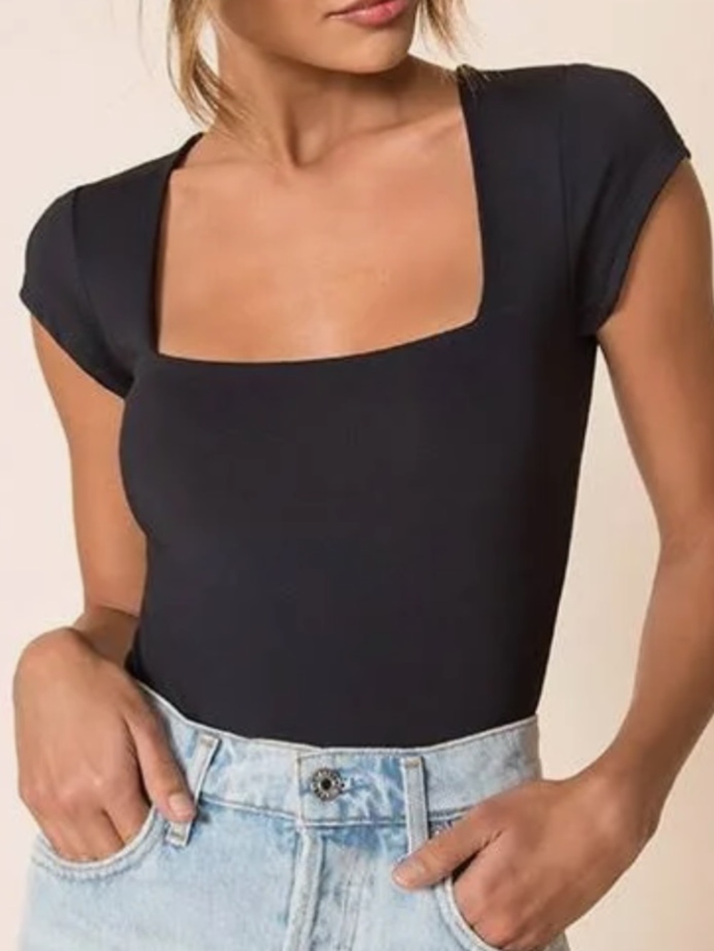 superdown Black Short Sleeve Square neck Bodysuit